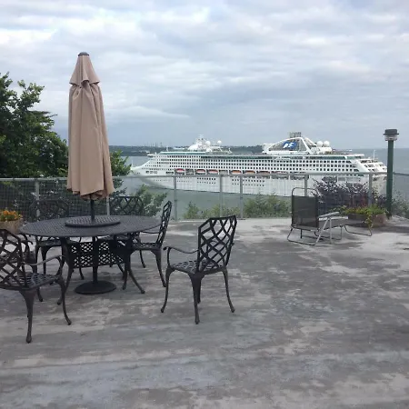 Alojamento de Acomodação e Pequeno-almoço Buena Vista Cobh